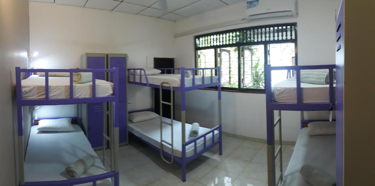 Coco Hostels - Weligama Bagian luar foto