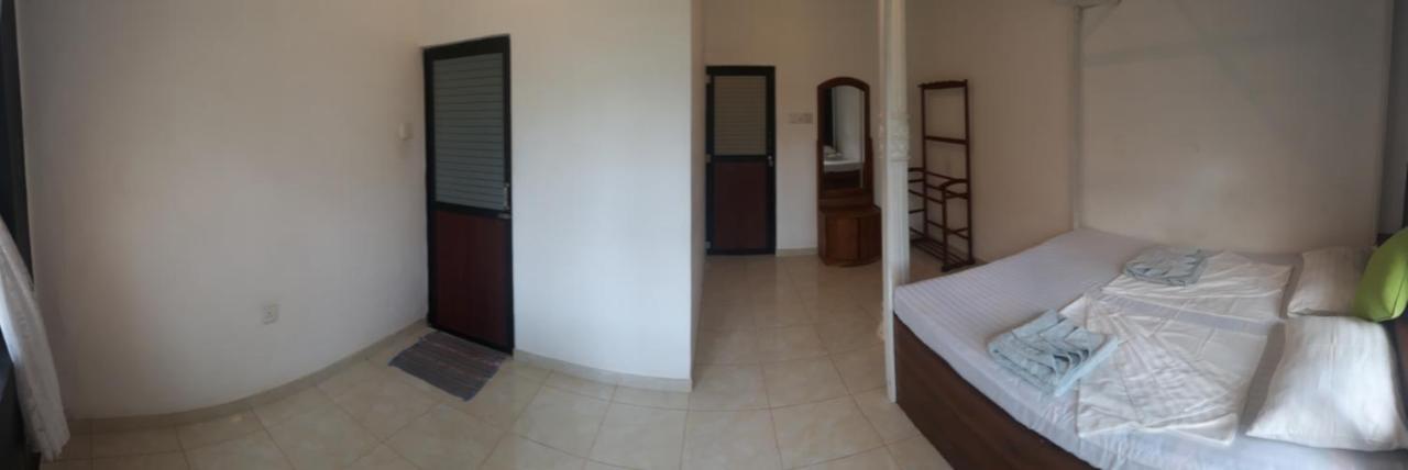 Coco Hostels - Weligama Bagian luar foto