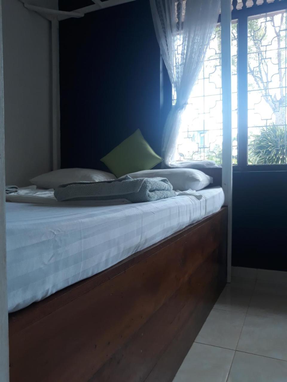 Coco Hostels - Weligama Bagian luar foto