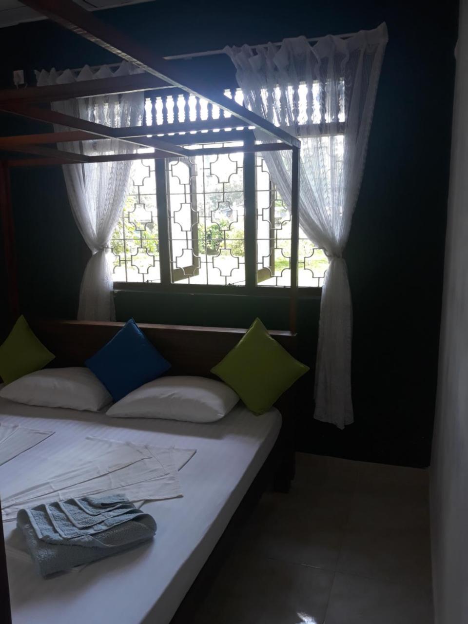 Coco Hostels - Weligama Bagian luar foto