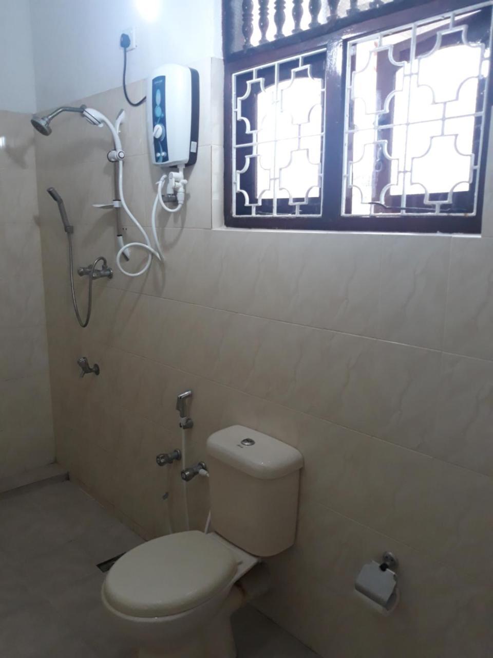 Coco Hostels - Weligama Bagian luar foto